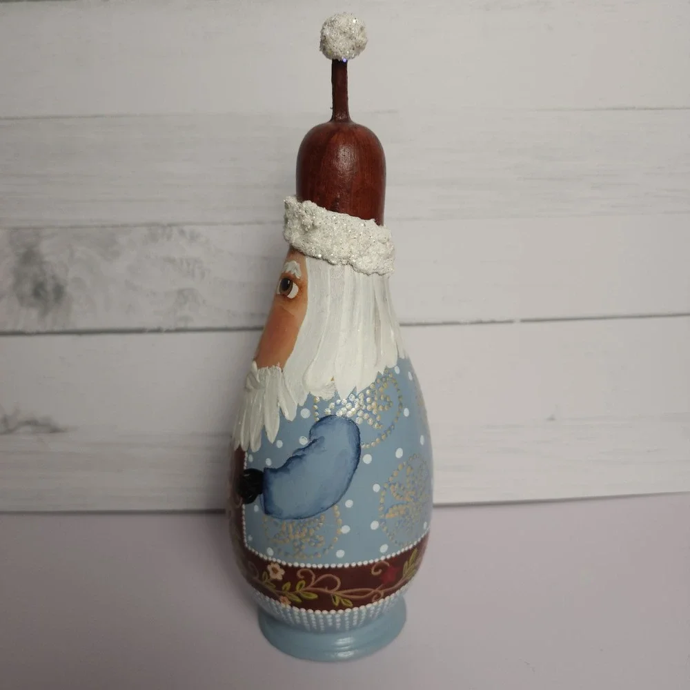 Handmade Gourd Santa‎ Claus Figurine Signed by Regina Schaefer
